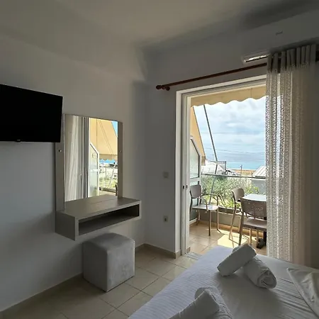 Enelia Hotel Himare