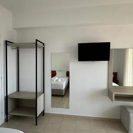 Hotel Enelia